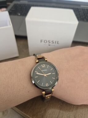 Working Fossil ES3111 Gunmetal & Rose Gold Bracelet Watch w Box